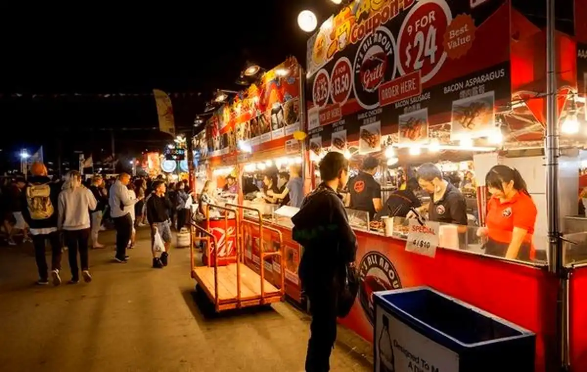 10 Must-Try Street Foods from Around the World